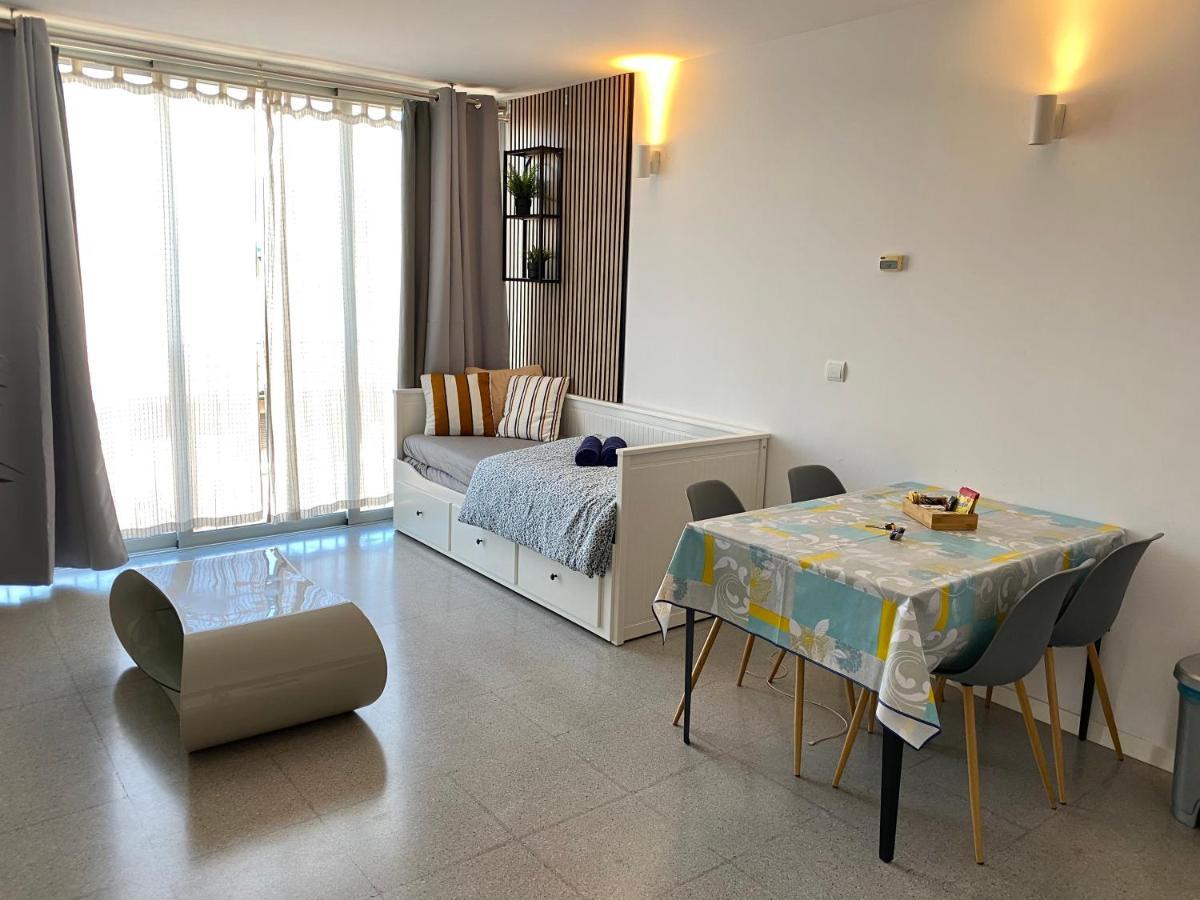 Acogedor Apartamento Valencia Exterior photo